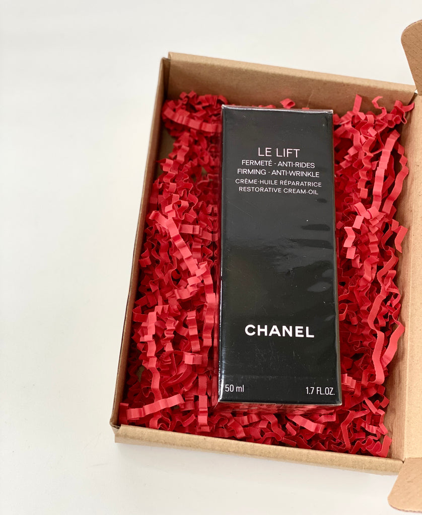 Chanel Review > Le Lift Firming Anti-Wrinkle Restorative Cream-Oil